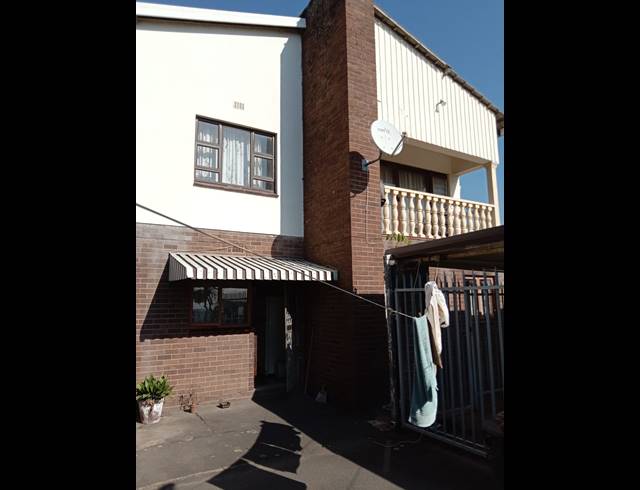 3 BEDROOM HOUSE FOR SALE IN KHARWASTAN
